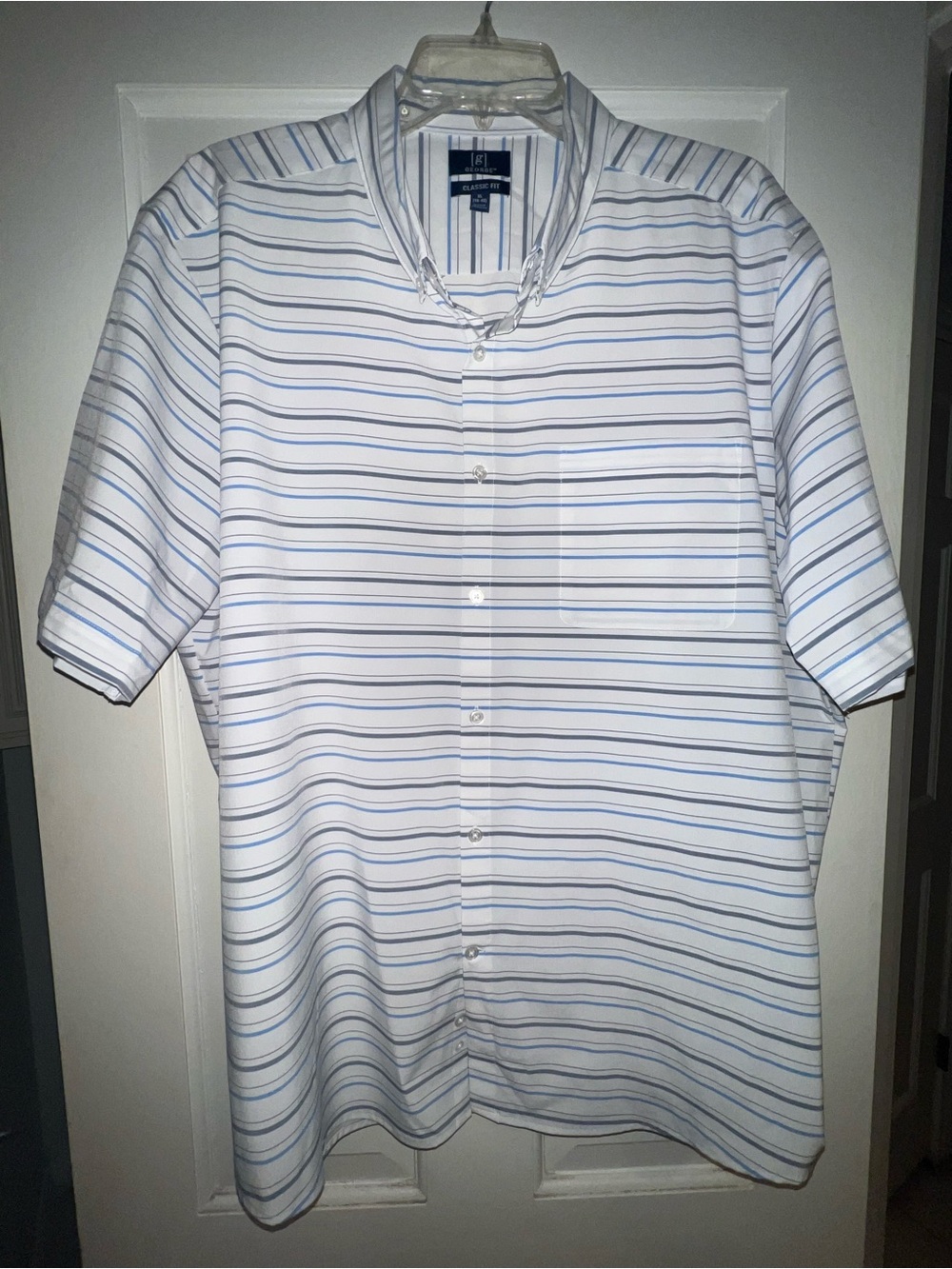 George White Short-Sleeve Button-Down Shirt with Light Blue and Navy Stripes XL